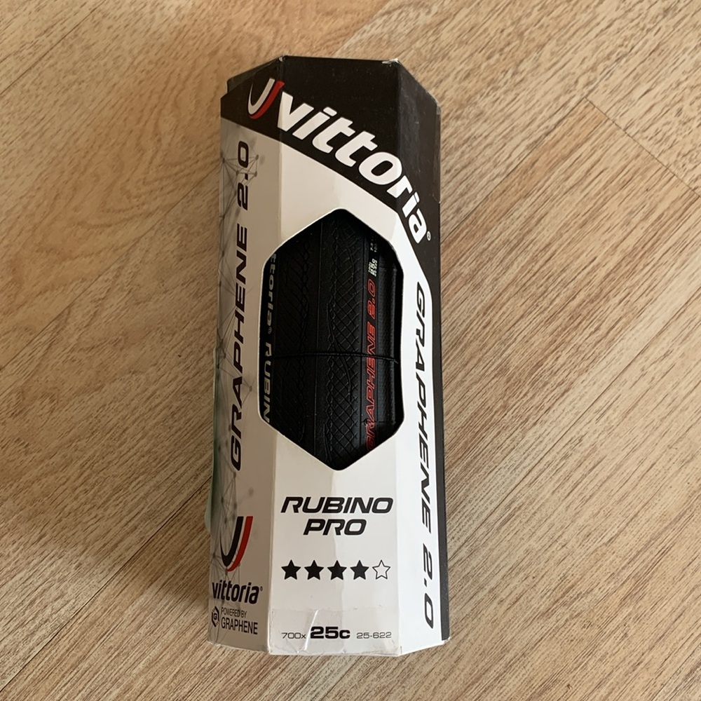 Vittoria rubino pro graphene 2.0  700×25c